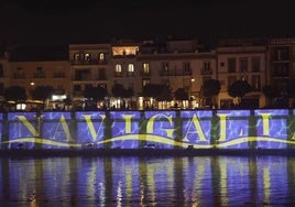 Así es el mapping de Navigalia en Sevilla 'Al rescate de la Navidad'