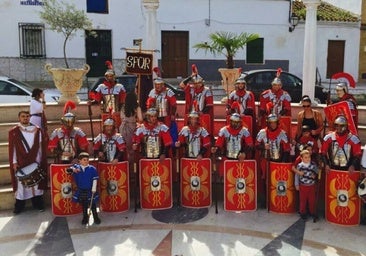 Centuria romana antes de desfilar en la edición de 2024