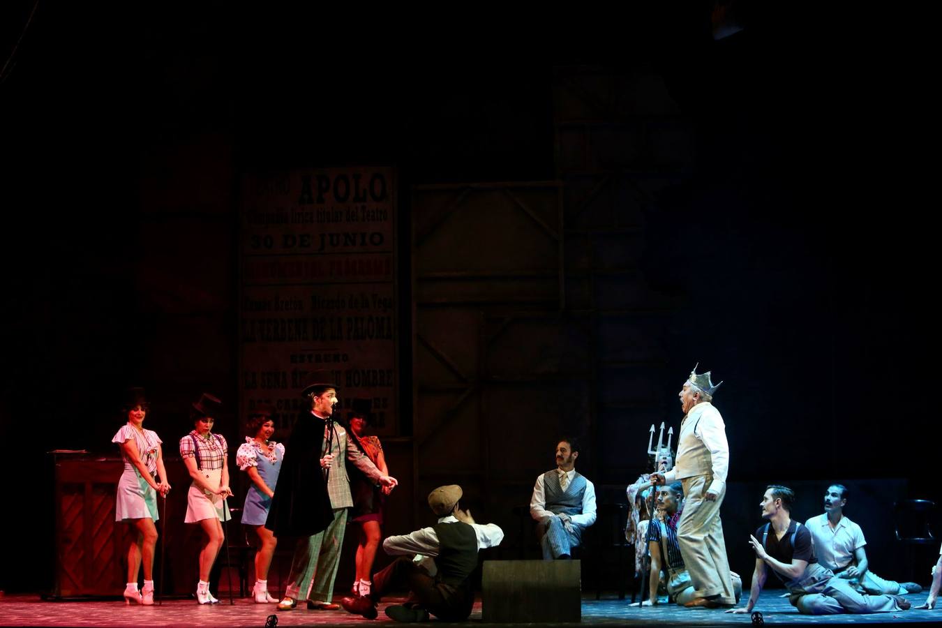 Momento del ensayo previo al estreno en el Maestranza de la zarzuela 'La verbena de la Paloma'