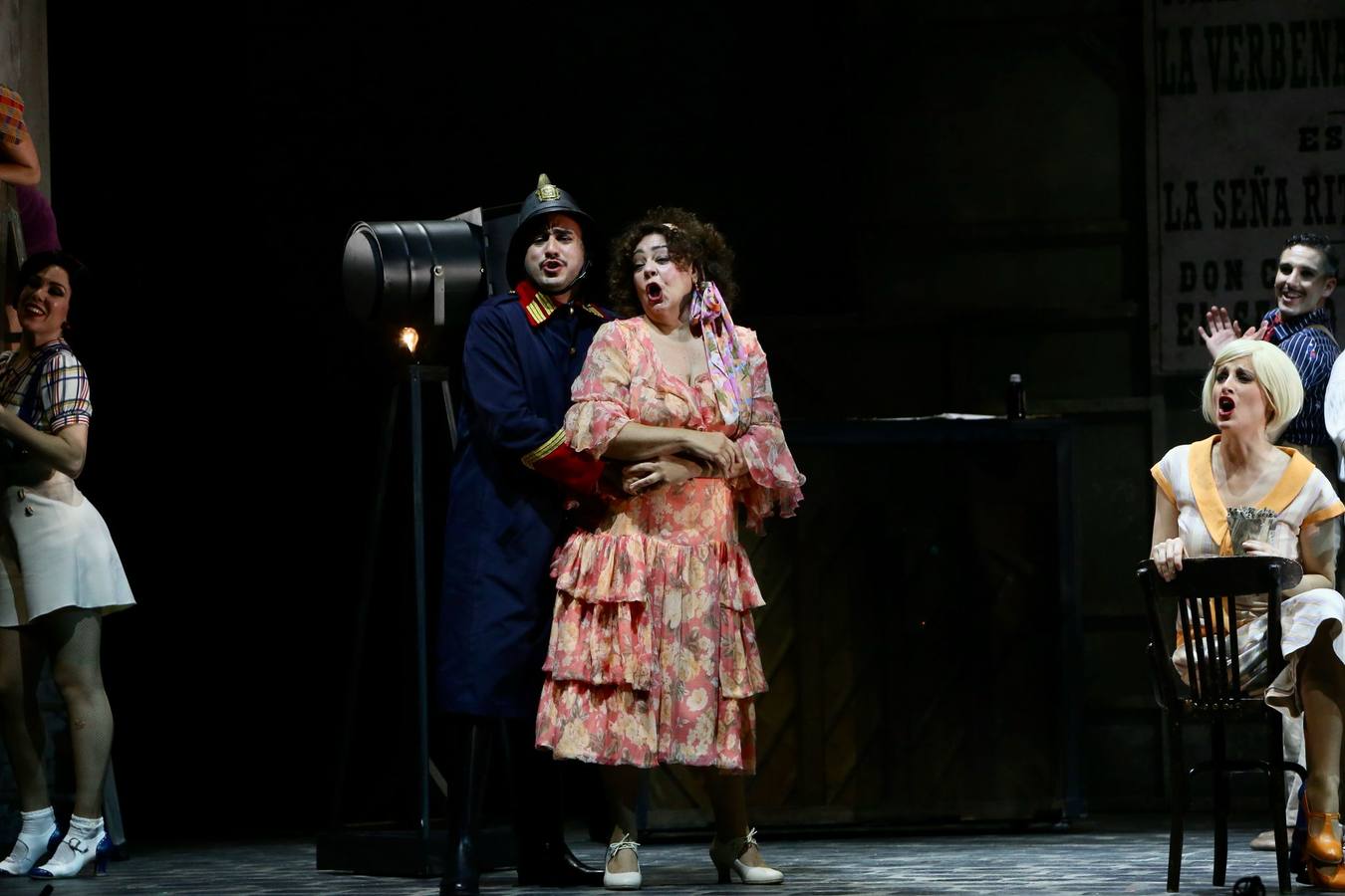 Momento del ensayo previo al estreno en el Maestranza de la zarzuela 'La verbena de la Paloma'