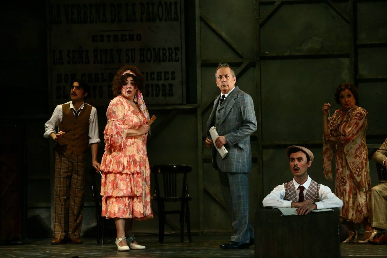 Momento del ensayo previo al estreno en el Maestranza de la zarzuela 'La verbena de la Paloma'