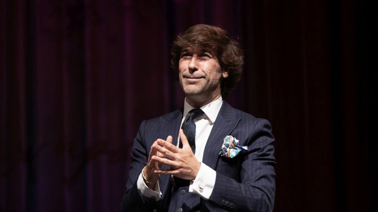 Manuel Lombo durante la presentación de su disco