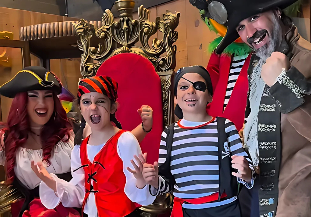 Niños con la Experiencia Pirata de Isla Mágica
