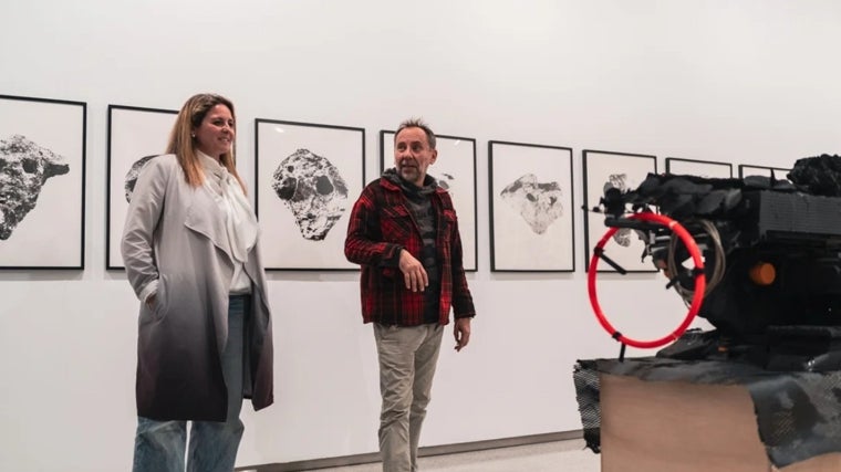 La obra del artista Pedro Mora se puede contemplar en esta exposición que se encuentra en la Sala Atín Aya