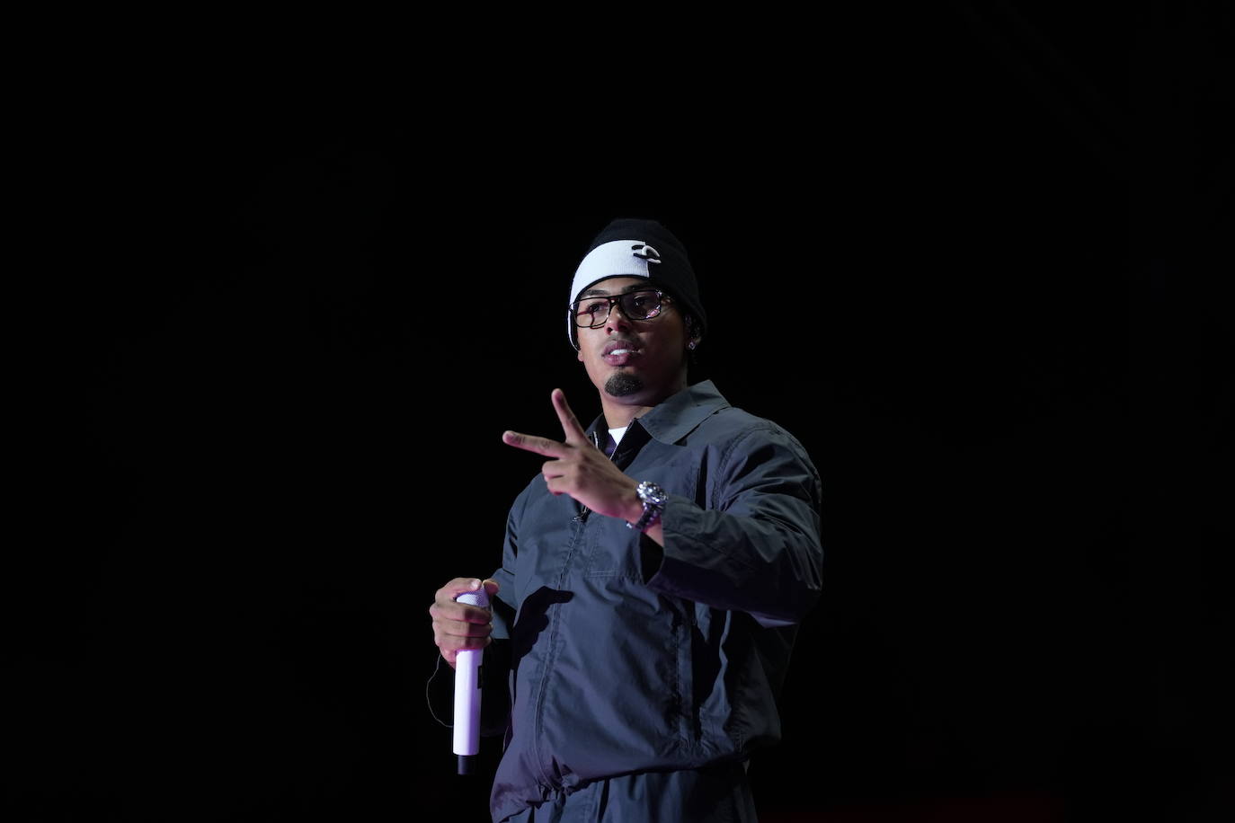 Myke Towers, en la Plaza de España de Sevilla durante su concierto