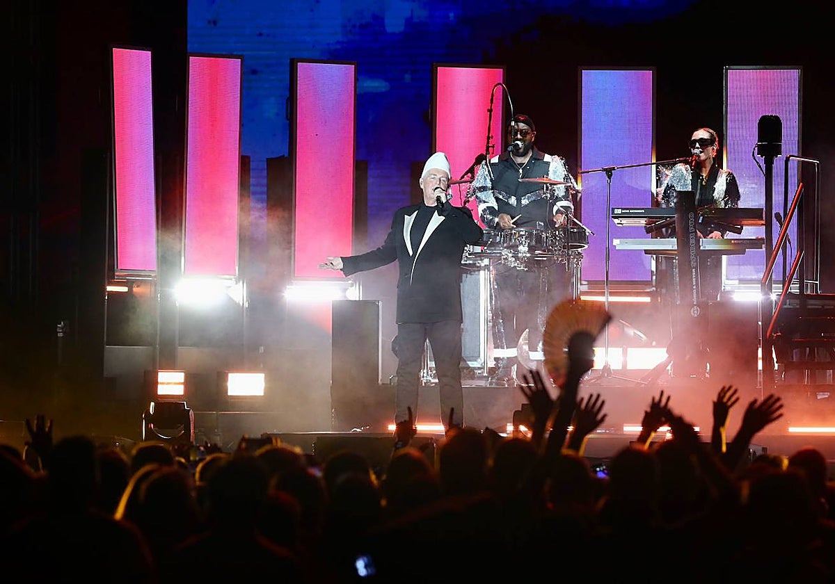 Concierto de Pet Shop Boys en Icónica Santalucía Sevilla Fest