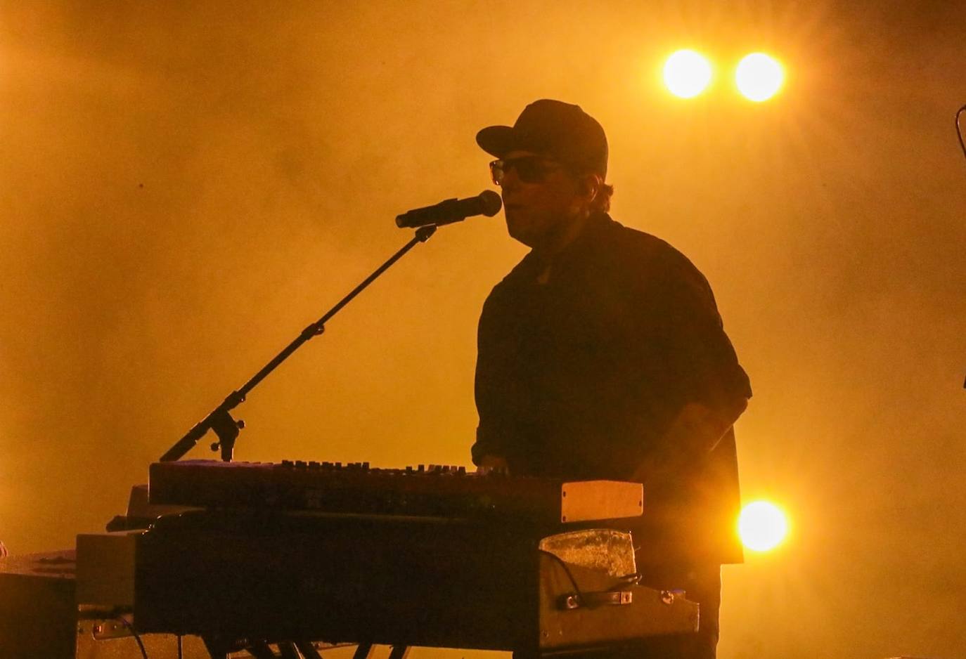 Concierto de Andrés Calamaro en el Cartuja Center CITE