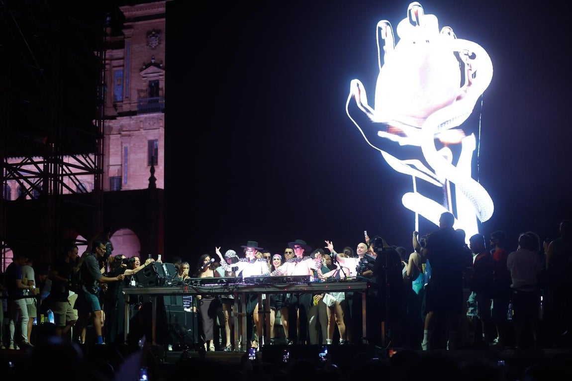 Mëstiza en concierto, este sábado en la Plaza de España