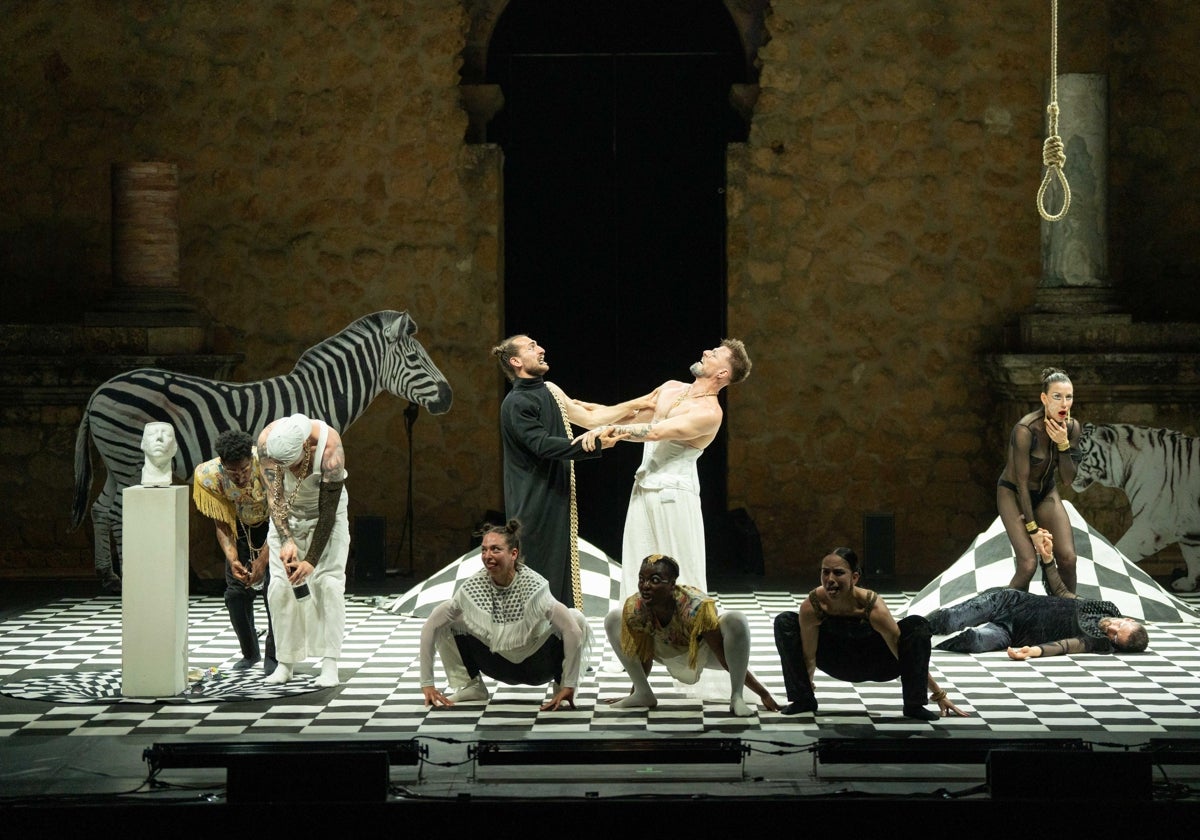 La compañía noruega 'Carte blanche' se estrenaba en el Festival de Itálica