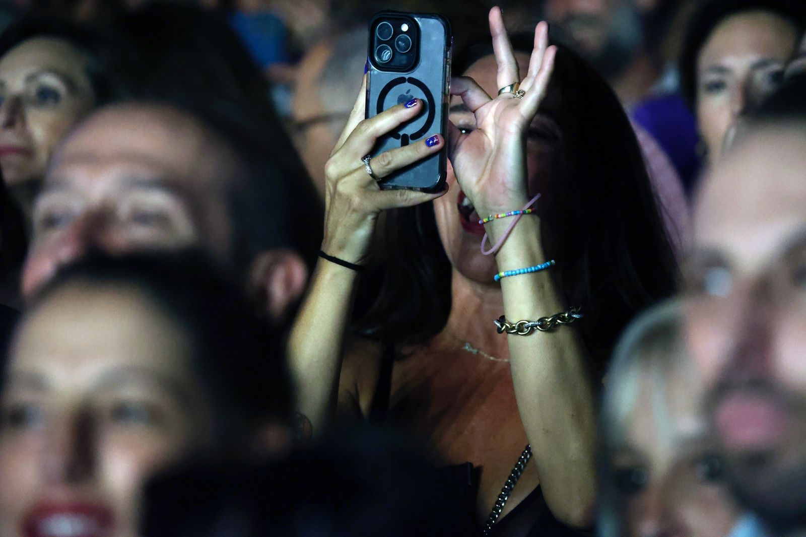 La actriz australiana Kylie Minogue hizo bailar a toda la Plaza de España 