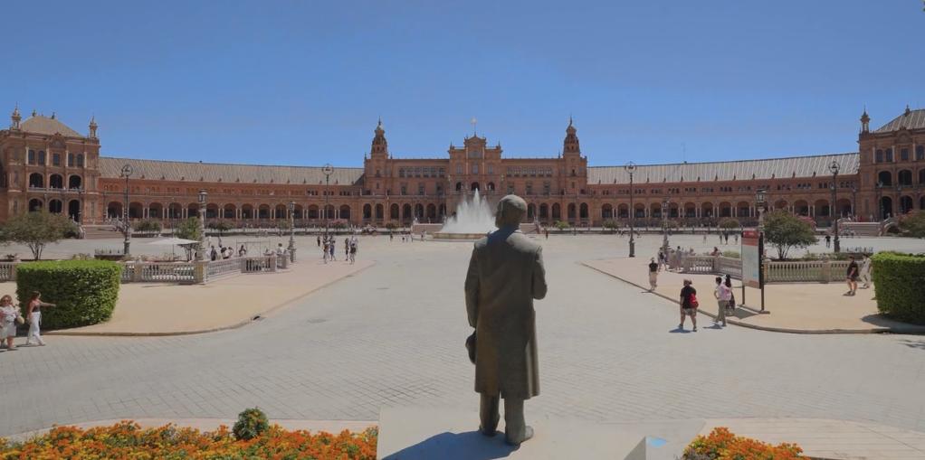 Icónica Santalucía Sevilla Fest recalca su cuidado por la Plaza de España: «Nos gusta dejar huella… pero solo en la memoria»