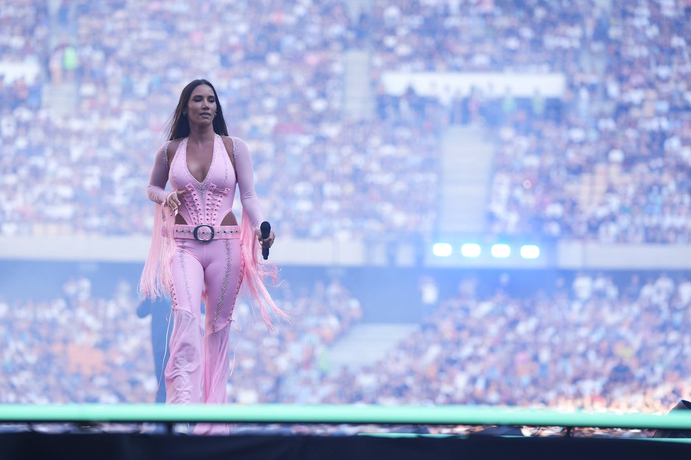 Índia Martínez en 'La Velada del Año 5' en el Estadio de la Cartuja