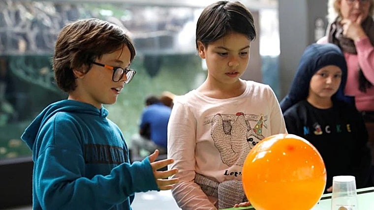 Los niños con vocaciones científicas pueden acudir a este taller que se organiza en el Caixaforum