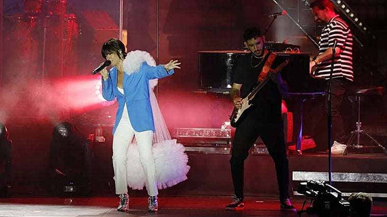 Actuación de Vanesa Martín en el Icónica Fest