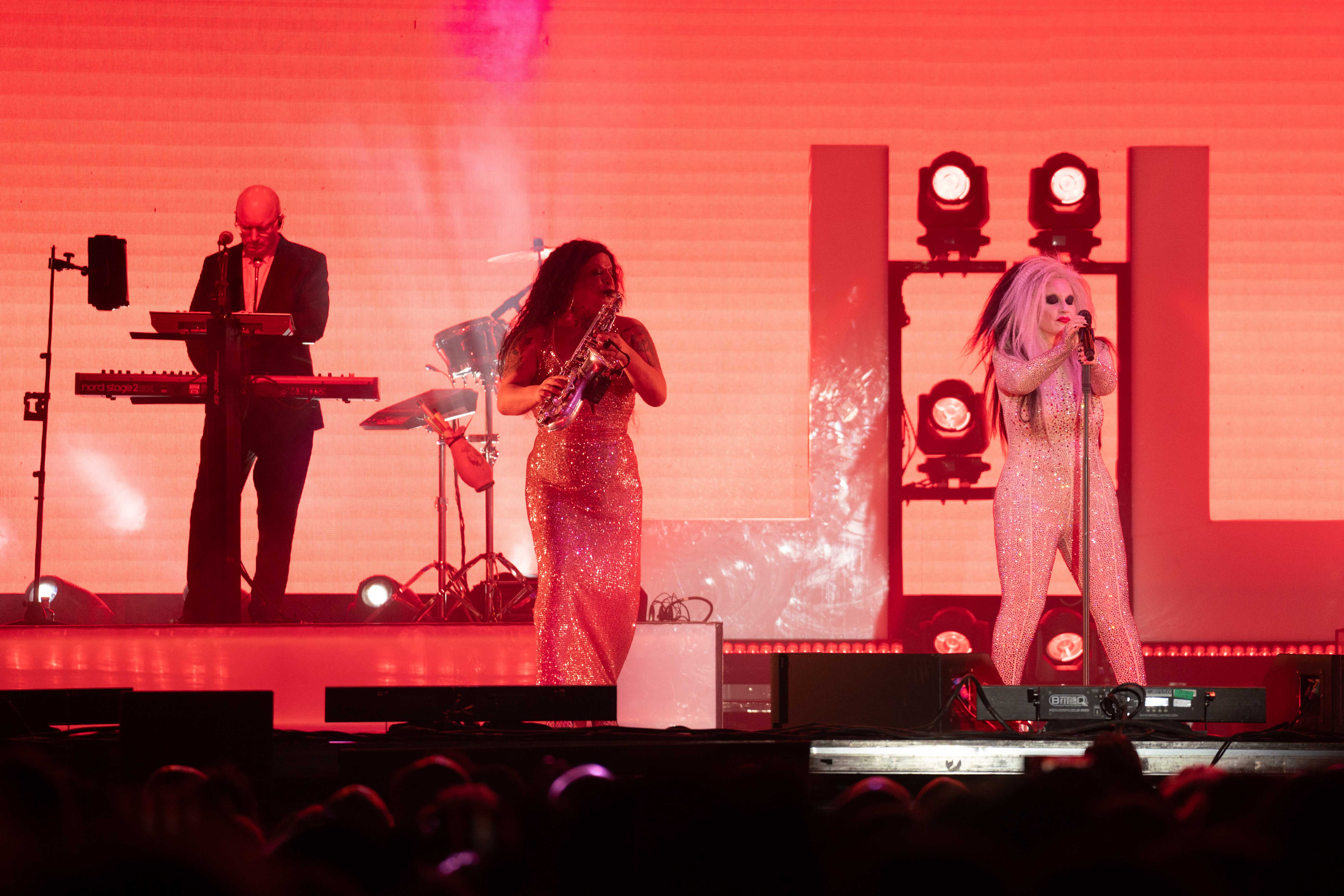 El concierto de Nancys Rubias y Fangoria en La Rinconada, en imágenes