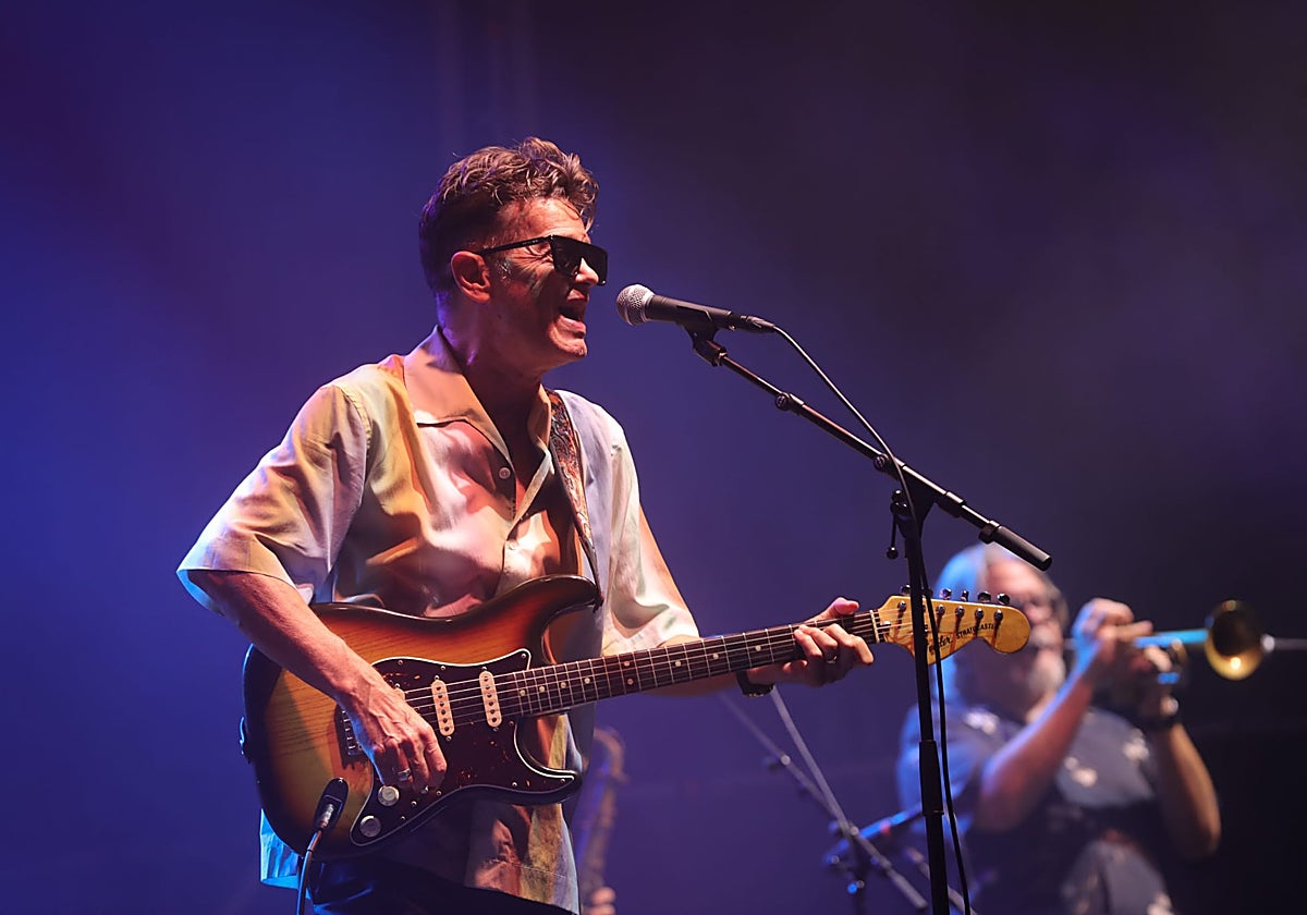 Santiago Auserón durante su concierto en Sevilla