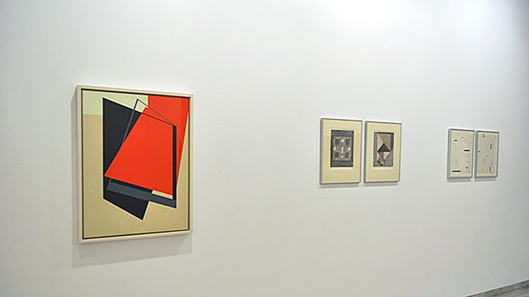 Exposición colectiva «Entre Líneas»