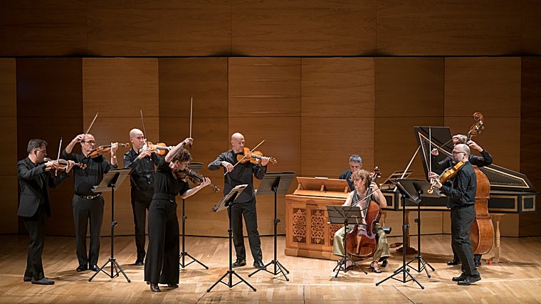 Martyna Pastuszka al frente de la Orquesta Barroca de Sevilla