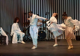 Bajo los pies, el flamenco