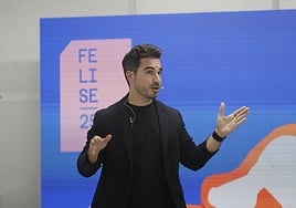 Javier Castillo enciende Sevilla con 'El susurro del fuego', su novela más emocional y la primera ambientada en España