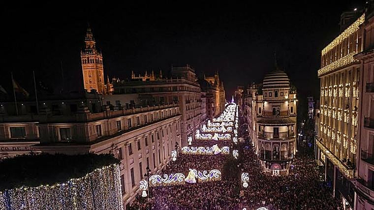 Durante estas semanas, mais de 150 eventos relacionados com o Natal terão lugar em diferentes zonas de Sevilha.