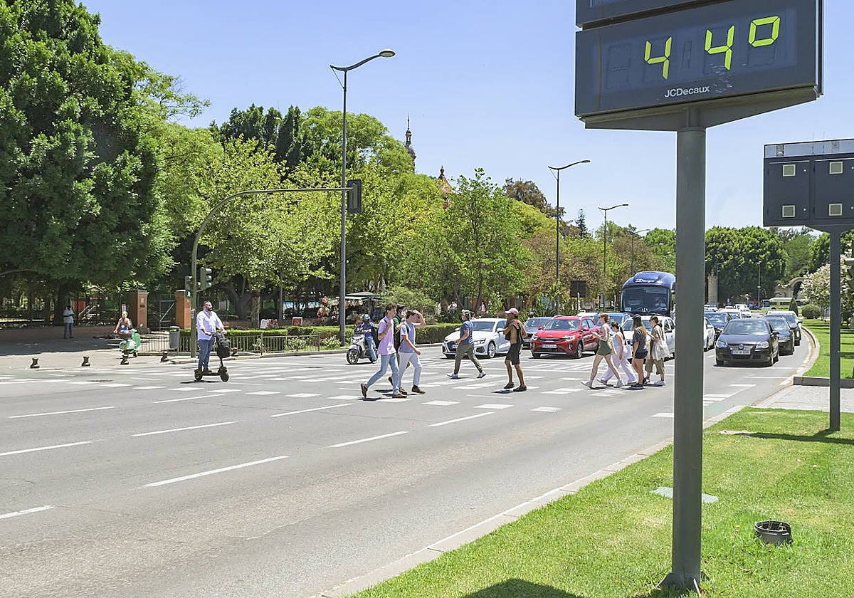 Un termómetro en Sevilla supera los 40 grados