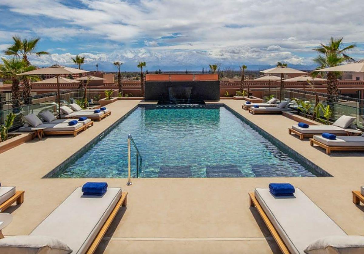 Piscina del hotel Pestana CR7 Marrakech