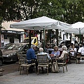 «¿Los europeos trabajan?»: Las respuestas a un estadounidense que alucina con el estilo de vida en el Viejo Continente