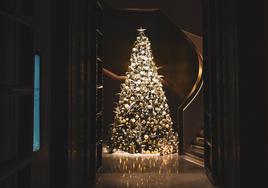 El sencillo truco para que tu árbol de Navidad quede de revista