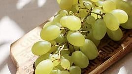 ¿Por qué en España tomamos 12 uvas en Nochevieja? El origen de esta tradición
