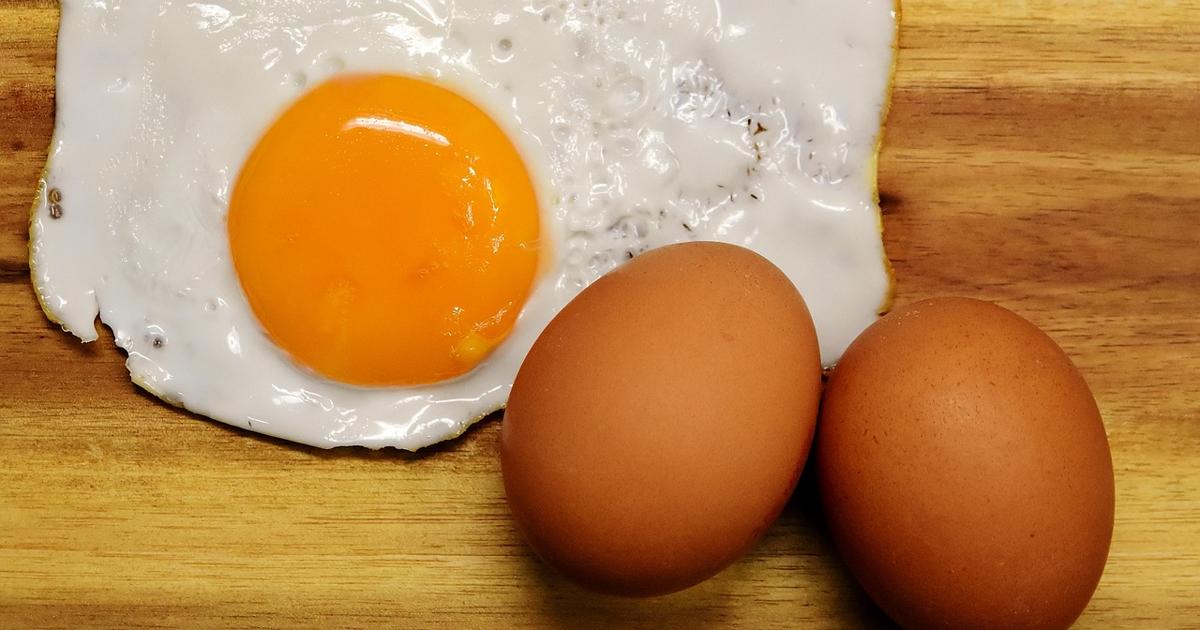 Cómo hacer huevos fritos en el microondas: Es mejor hacerlos así que en la  sartén