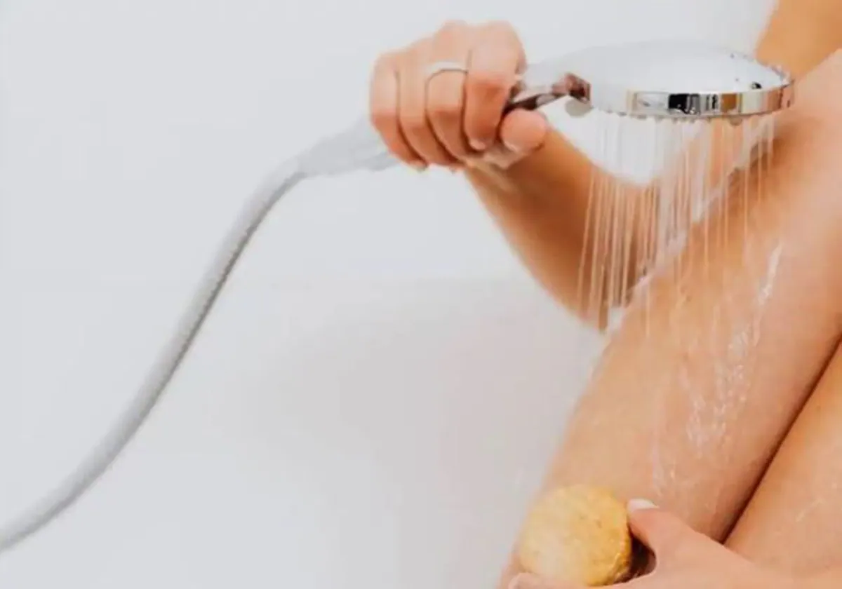 La esponja, uno de los elementos que tradicionalmente siempre se ha usado con las duchas