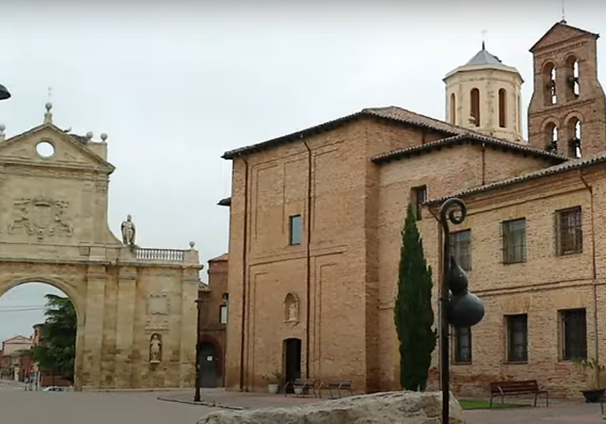 El Monasterio de Santa Cruz, en Sahagún (León)