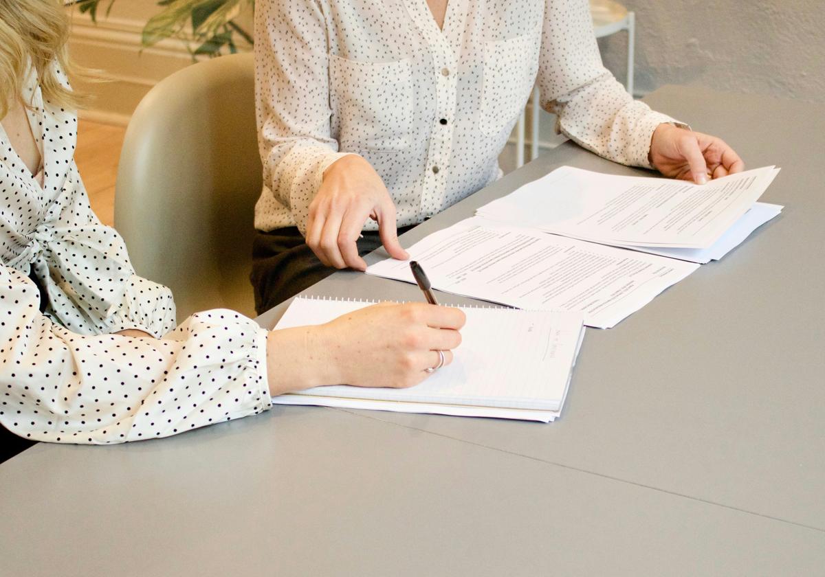 Va a una entrevista de trabajo y se retira del proceso por una insólita norma de la empresa: «Es una invasión a mi privacidad»