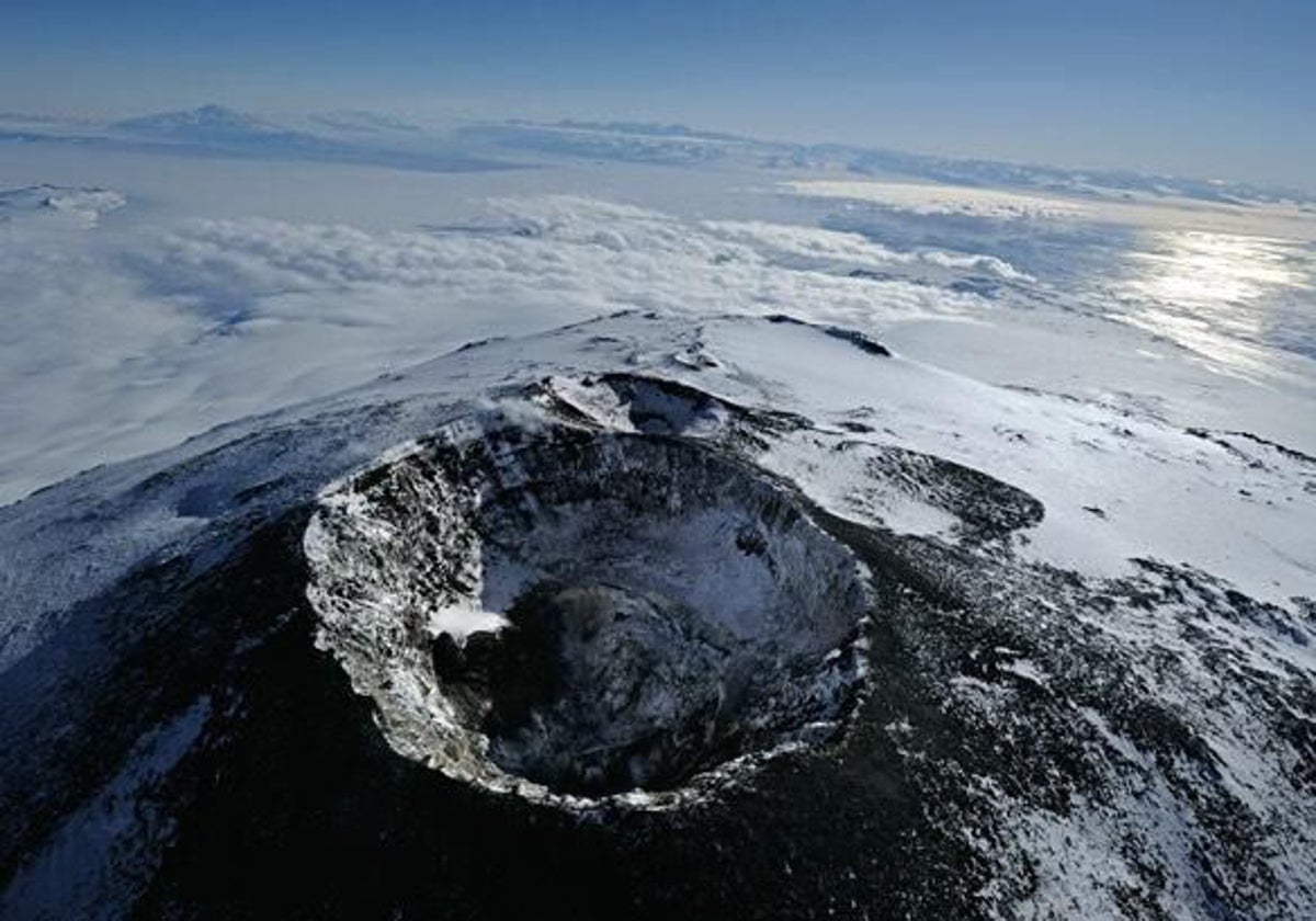 Monte Erebus El Volcán De La Antártida Que Arroja 5 500 Euros De Oro Cada Día