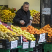 Un español alucina con lo que se ve en las fruterías de Francia: las diferencias son abismales