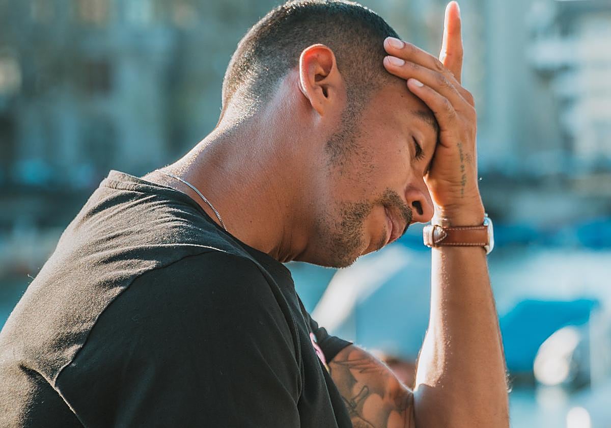 El hombre relató cómo su vida cambió radicalmente tras ganar la lotería