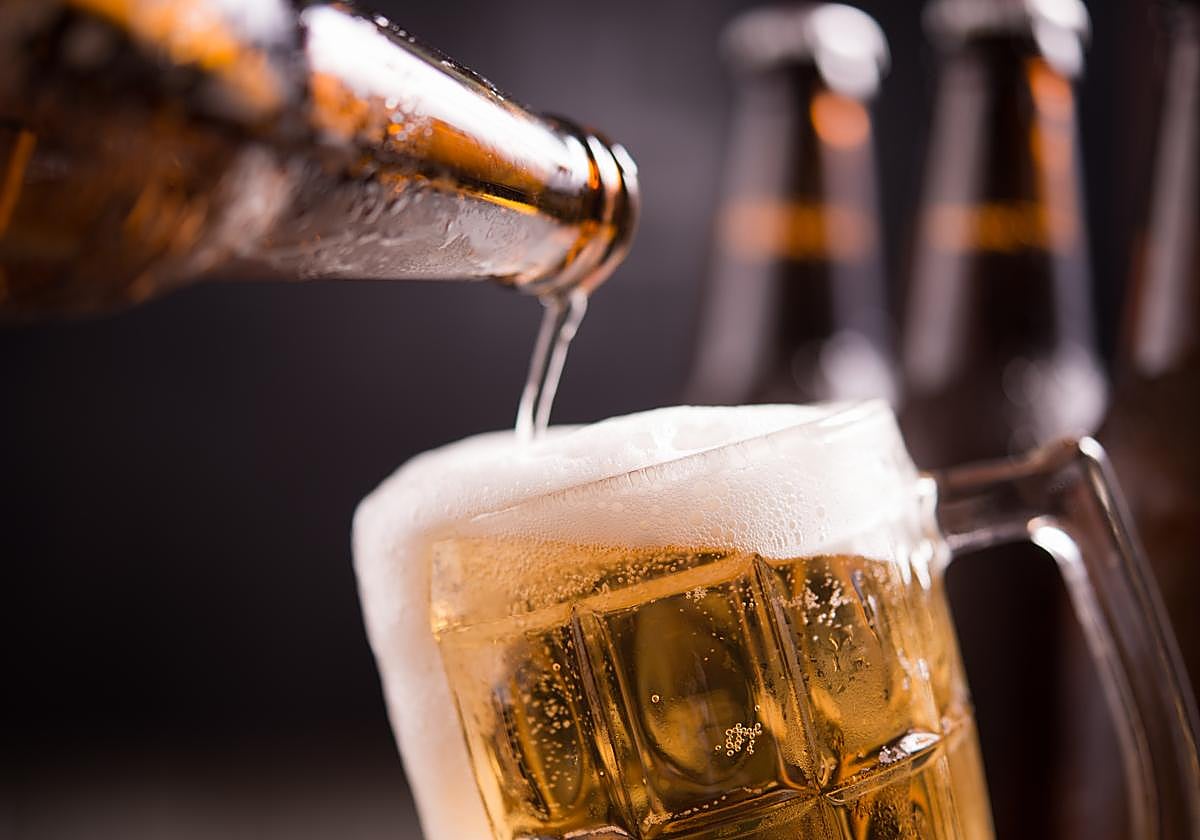 Un experto explica cuánto gana la hostelería con cada cerveza que sirve