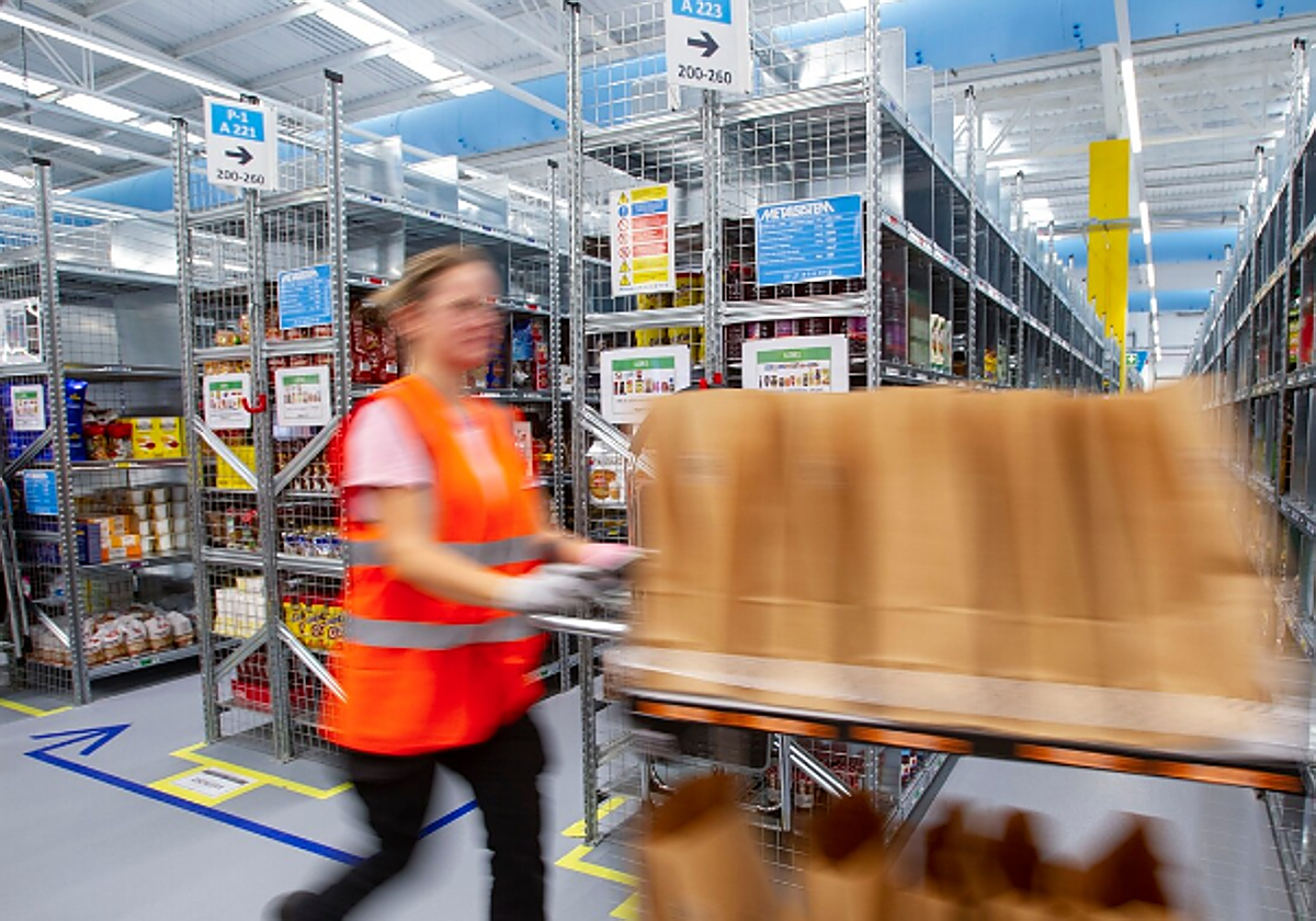 Hace un pedido online y se pregunta porqué todos los repartidores hacen esto