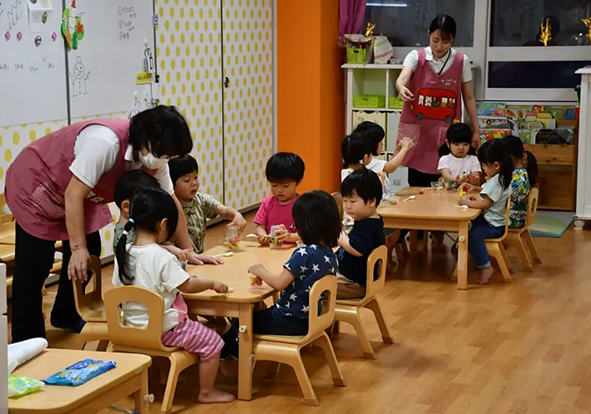 Una española que vive en Japón cuenta como una madre se muestra interesada en los genes de su hijo