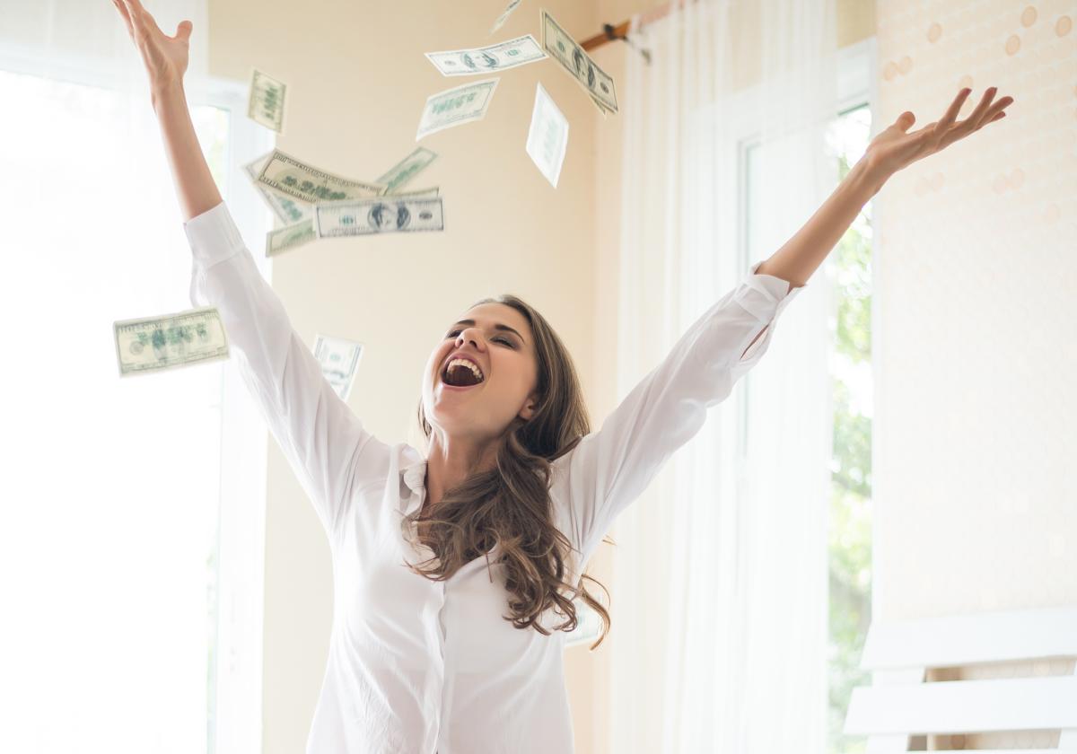 Este es el sueldo que debes cobrar en el trabajo para ser feliz, según un estudio: cantidad al mes y número de españoles que lo ganan