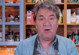 El chef Koldo Royo explica cómo cocinar la mejor leche frita en Semana Santa: el truco está en añadir este ingrediente al final