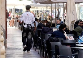 Se va de un restaurante sin pagar y deja sus motivos por escrito en la cuenta: «Un poco de empatía...»