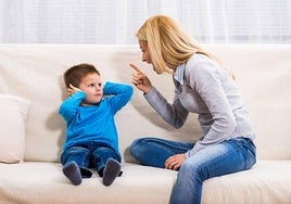 Un psicólogo indica el claro error que cometen los padres al educar a sus hijos: «Es posible que tus límites...»