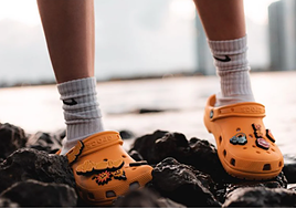 Un podólogo desvela cuáles son los tres zapatos que no hay que usar en verano: «Problemas de salud...»