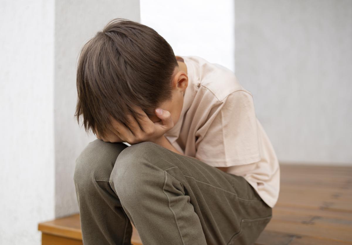 Unos padres llaman a su hijo igual que a un mueble y el niño suplica que le cambien de nombre