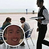 Un británico que vive en España, fascinado con cómo nos dirigimos a los camareros en los bares
