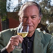 Bertín Osborne dice que desayuna una copa de vino y un biólogo es claro con sus palabras: «Queda como el macho alfa»