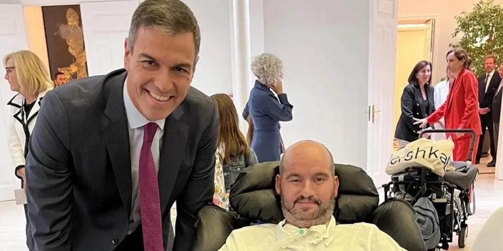 Jordi Sabaté, enfermo de ELA, sentencia a Pedro Sánchez un año después de reunirse con él en Moncloa: «Me siento maltratado y vejado»