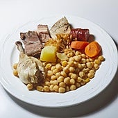 El chef José Andrés explica su receta para cocinar el mejor cocido madrileño: tiene truco